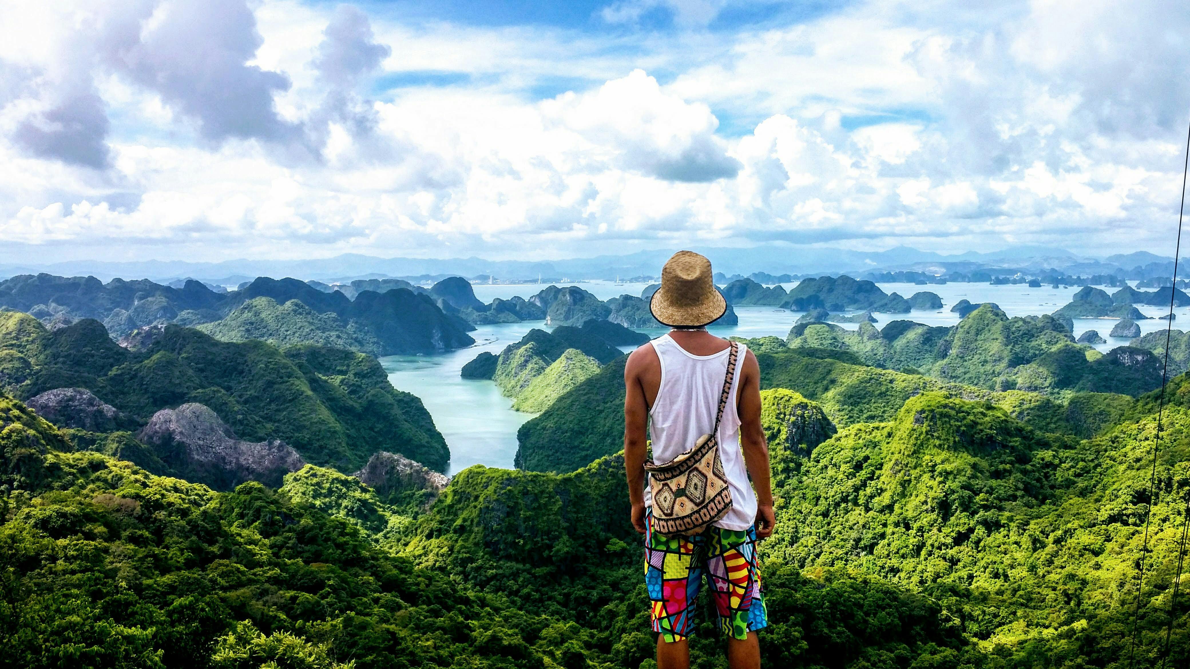 Ho Chi Minh, Da Nang, Hanoi & Halong
