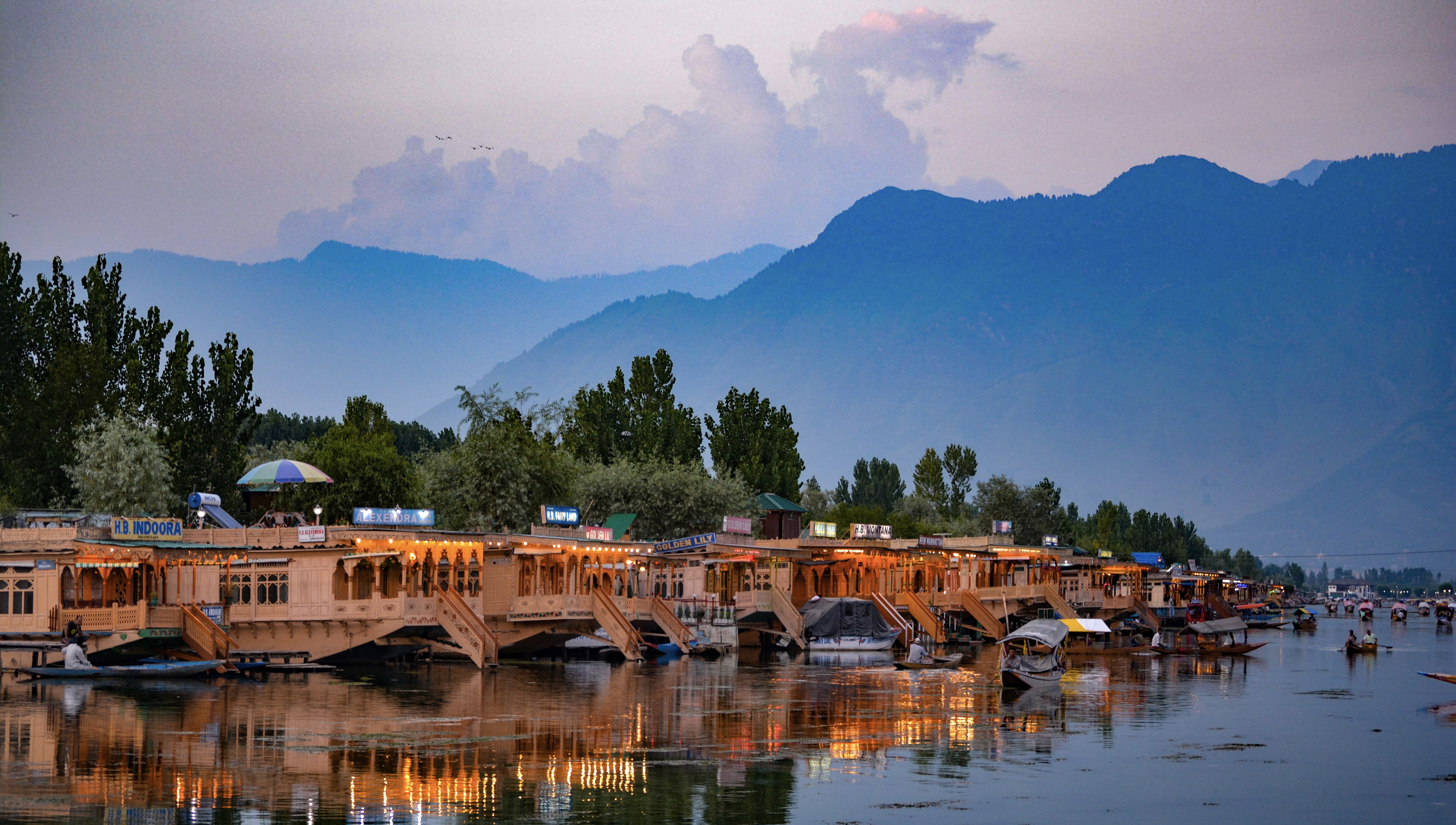 Mesmerizing Kashmir Short Getaway